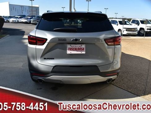 Used 2023 Chevrolet Blazer LT w/ Convenience Package image 8