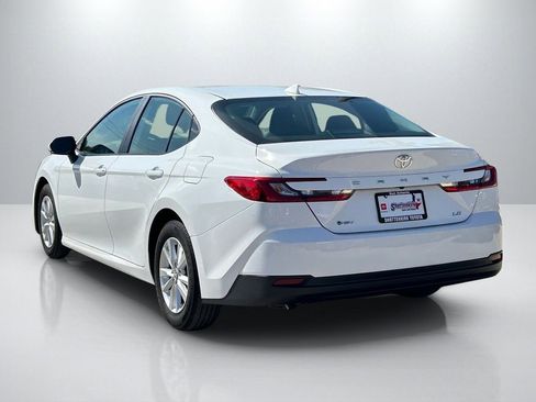 Certified 2025 Toyota Camry LE FWD image 7