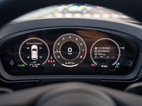 Certified 2026 Porsche Cayenne AWD/4WD image 15