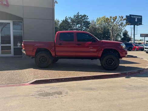 Used 2005 Toyota Tacoma Base V6 AWD/4WD image 7