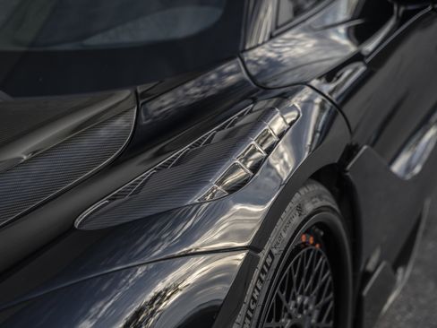 Used 2019 McLaren 720S image 21