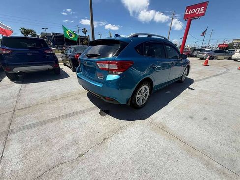 Used 2017 Subaru Impreza 2.0i Premium image 4
