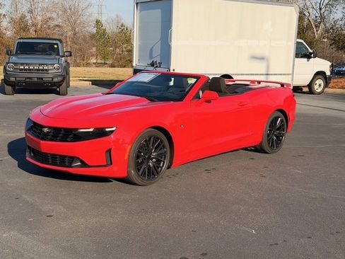 Used 2020 Chevrolet Camaro LT image 14