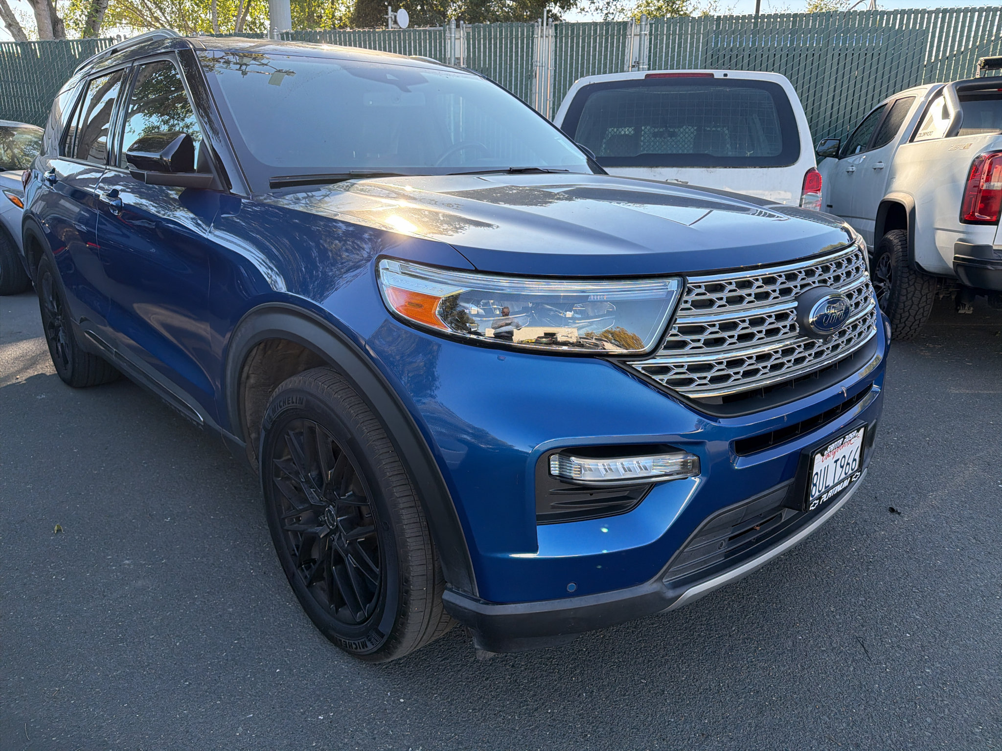 Used 2020 Ford Explorer Limited AWD/4WD image 2