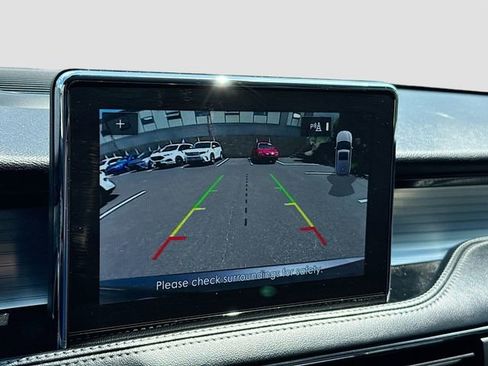 Used 2022 Lincoln Corsair AWD w/ Premium Package image 14