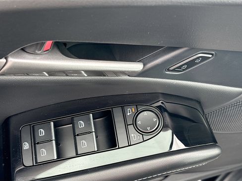 Certified 2025 MAZDA CX-30 AWD 2.5 S w/ Select Sport Pkg image 14