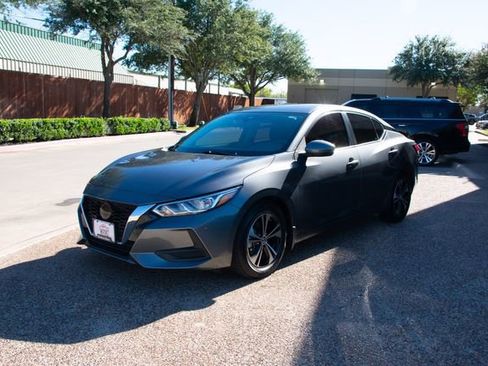 Used 2022 Nissan Sentra SV image 12
