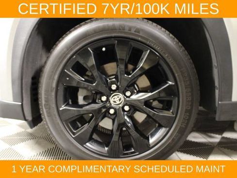 Used 2024 Toyota Grand Highlander AWD Hybrid image 27
