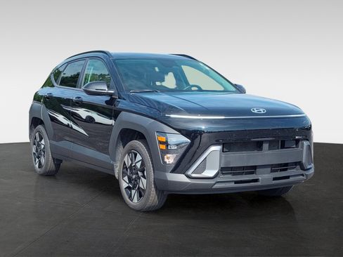 Certified 2024 Hyundai Kona SEL AWD/4WD image 3