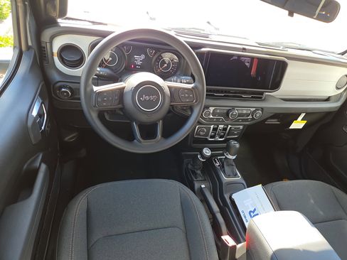 New 2026 Jeep Wrangler Unlimited Sport AWD/4WD image 6