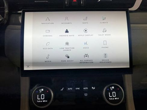 Certified 2026 Jaguar F-PACE R-Dynamic S AWD/4WD image 15
