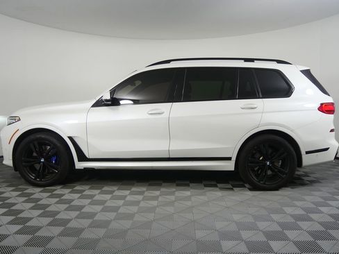 Used 2022 BMW X7 xDrive40i w/ M Sport Package image 6