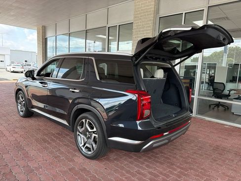 Used 2024 Hyundai Palisade Limited FWD image 10