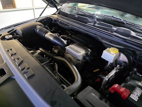 Used 2019 RAM 1500 Big Horn image 40