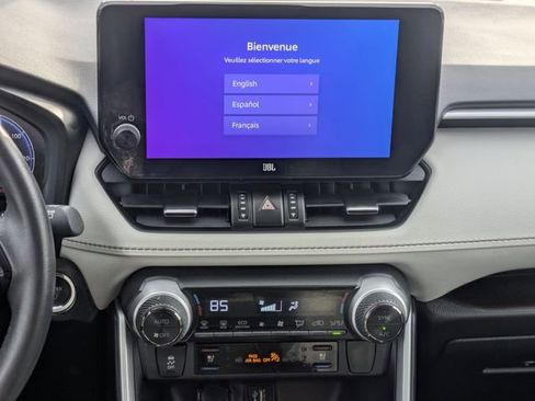 Used 2023 Toyota RAV4 Limited image 15