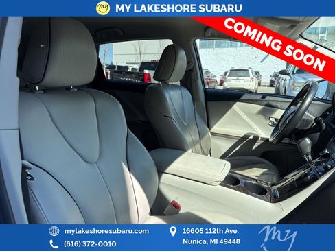 Used 2014 Toyota Venza XLE image 17