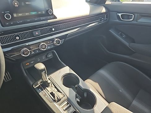 Used 2025 Honda Civic Sport image 21