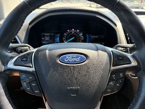 Used 2023 Ford Edge SEL AWD/4WD image 18