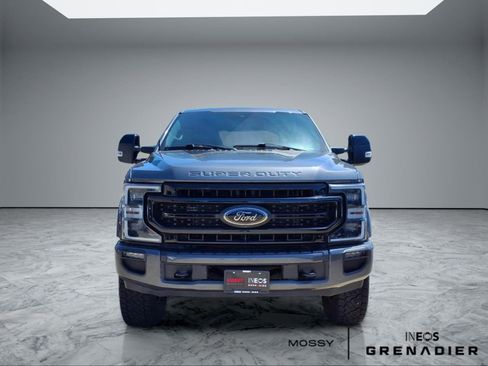 Used 2022 Ford F350 Lariat w/ Tremor Off-Road Package AWD/4WD image 3
