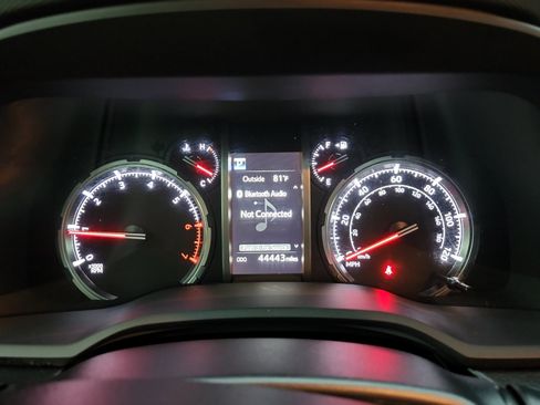 Used 2024 Toyota 4Runner TRD Off-Road Premium w/ Off Road Premium Plus Package AWD/4WD image 17