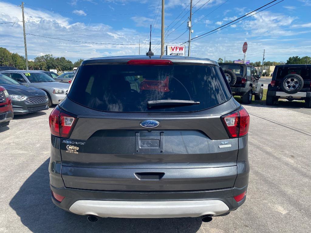 Used 2019 Ford Escape SE FWD image 8