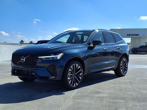 New 2026 Volvo XC60 B5 Ultra w/ Protection Package Premier image 3