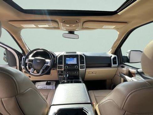 Used 2017 Ford F150 Lariat w/ Equipment Group 502A Luxury image 24