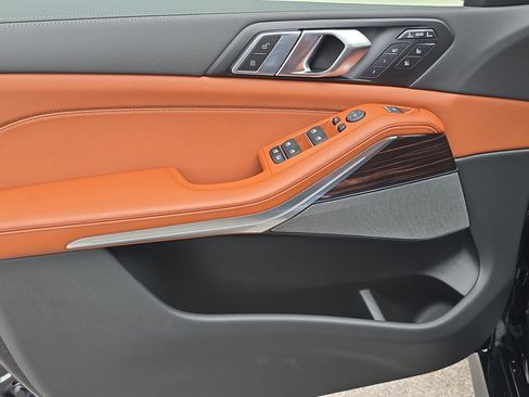 New 2026 BMW X7 M60i image 18