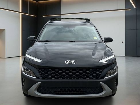 Certified 2022 Hyundai Kona SEL AWD/4WD image 8