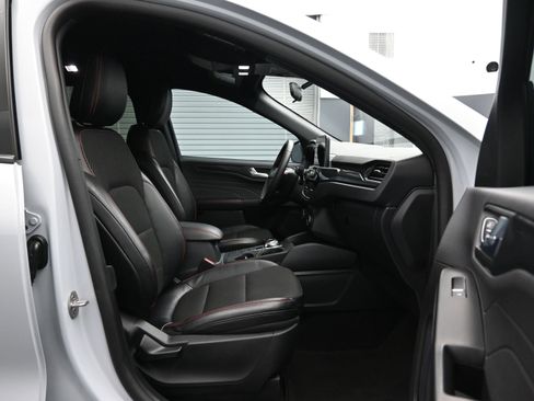 Used 2025 Ford Escape ST-Line AWD/4WD image 13