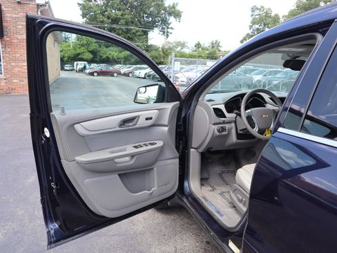 Used 2016 Chevrolet Traverse LT AWD/4WD image 20