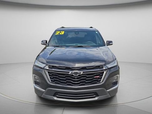 Used 2023 Chevrolet Traverse RS FWD image 4