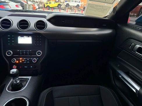 Used 2020 Ford Mustang GT Premium image 27