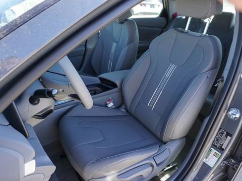 New 2026 Hyundai Elantra SEL Sport FWD image 12