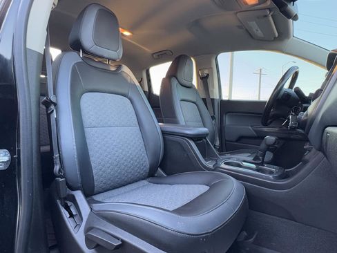 Used 2021 Chevrolet Colorado Z71 w/ Z71 Midnight Edition image 26