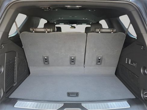 Used 2023 Chevrolet Tahoe Z71 w/ Z71 Off-Road Package image 27