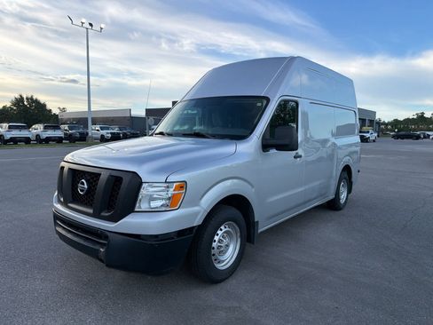 Used 2020 Nissan NV 2500 S RWD image 1