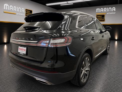 Used 2023 Lincoln Nautilus Reserve AWD/4WD image 16
