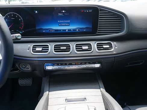 Certified 2025 Mercedes-Benz GLE 580 4MATIC image 17