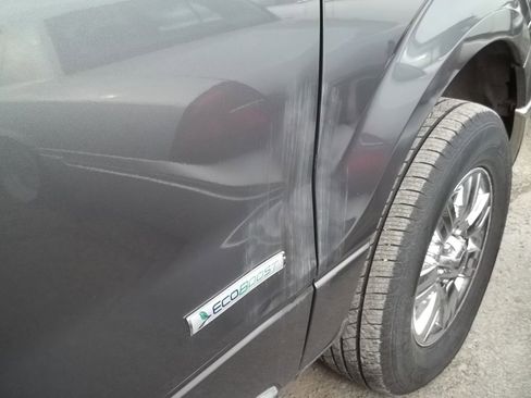 Used 2012 Ford F150 XLT w/ XLT Chrome Pkg image 7