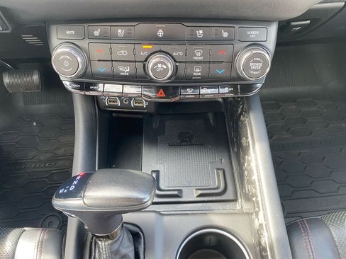 Used 2021 Dodge Durango R/T w/ Tow 'N Go Group AWD/4WD image 22