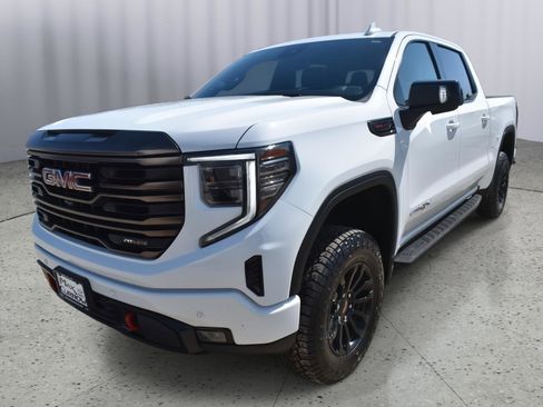 Used 2023 GMC Sierra 1500 AT4X image 3