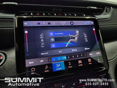 New 2025 Jeep Grand Cherokee Limited w/ Luxury Tech Group II image 57