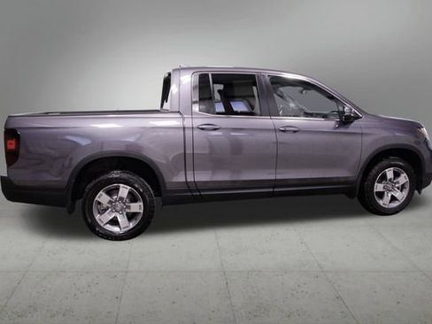 Certified 2025 Honda Ridgeline RTL image 7