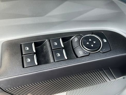 New 2025 Ford Maverick XL w/ Equipment Group 101A image 16