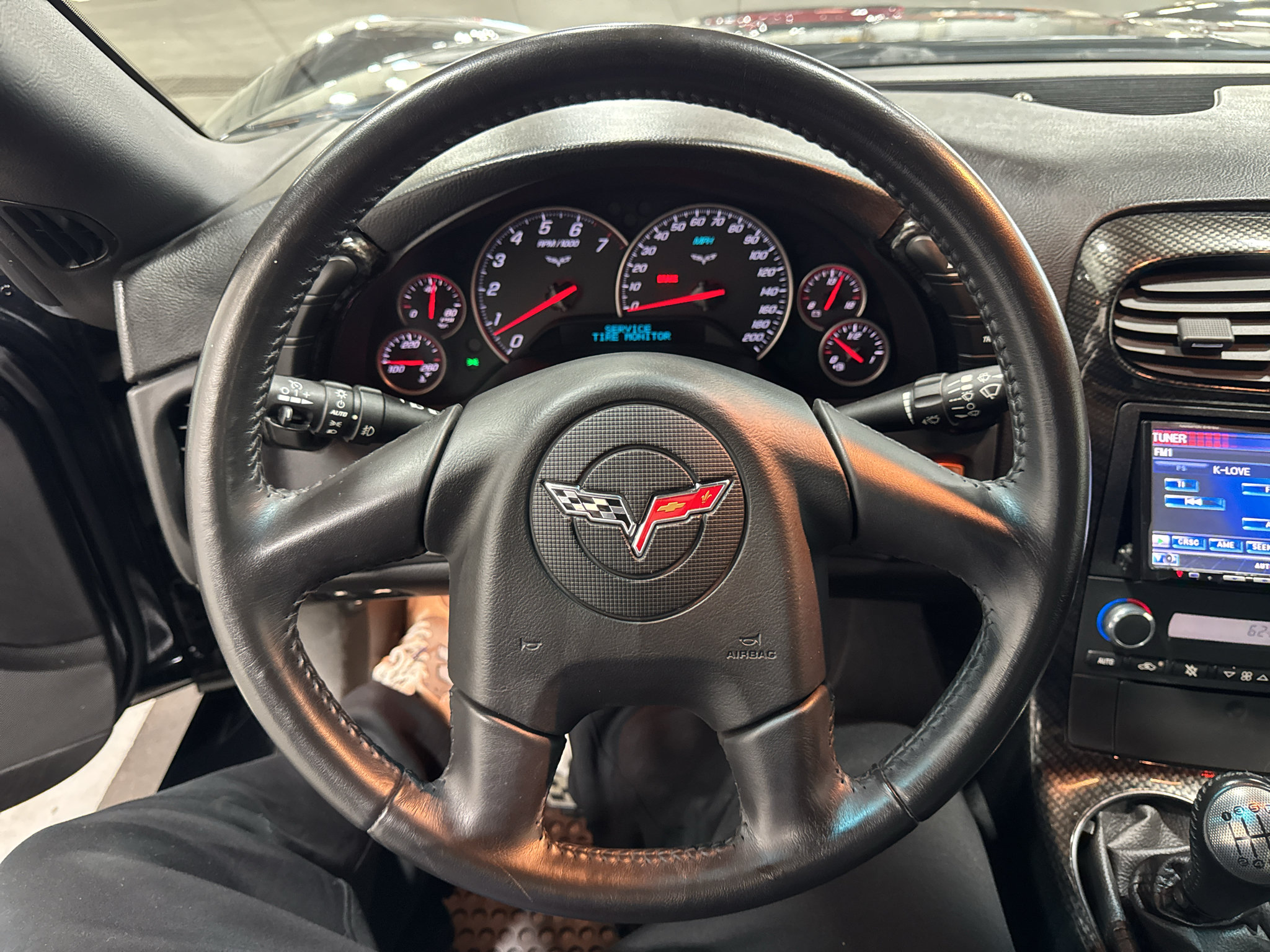 Used 2005 Chevrolet Corvette Coupe w/ Preferred Equipment Group RWD image 14