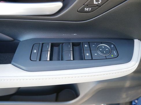 Certified 2025 Toyota Grand Highlander AWD image 17