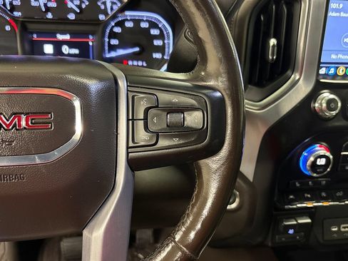 Used 2019 GMC Sierra 1500 SLT w/ SLT Premium Plus Package AWD/4WD image 33
