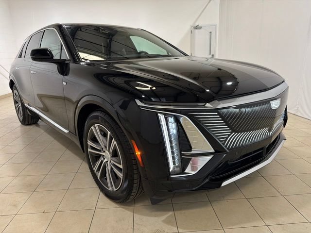 Used 2024 Cadillac Lyriq Luxury RWD image 8