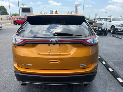 Used 2016 Ford Edge SEL FWD image 5